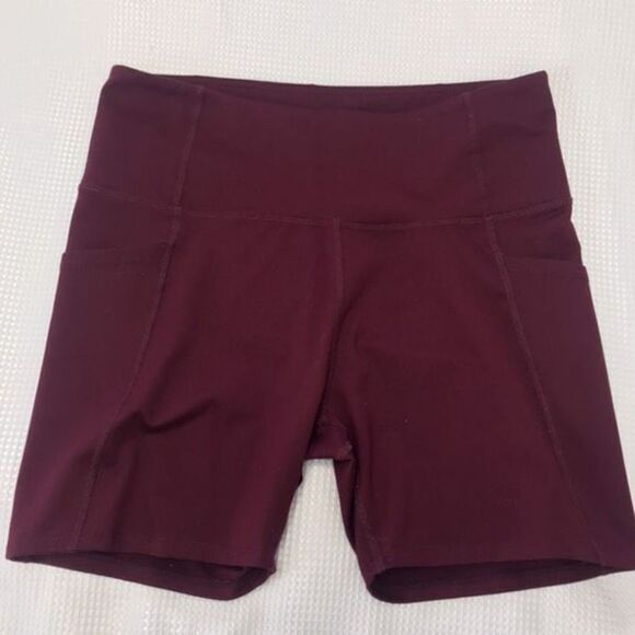 Coreio burgundy Active shorts size L…..S15 - Picture 1 of 6
